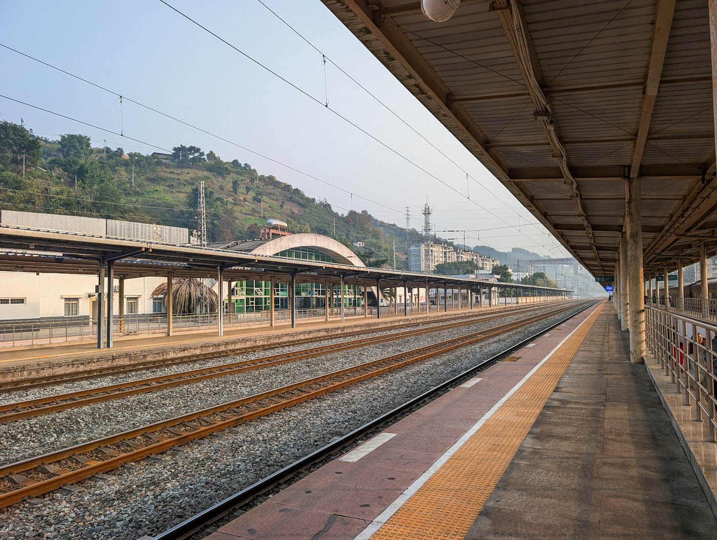 Железные дороги Китая &mdash; Станции и перегоны