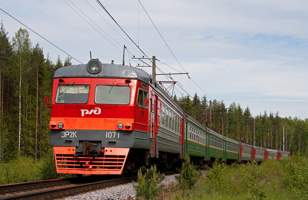 ЭР2К-1071