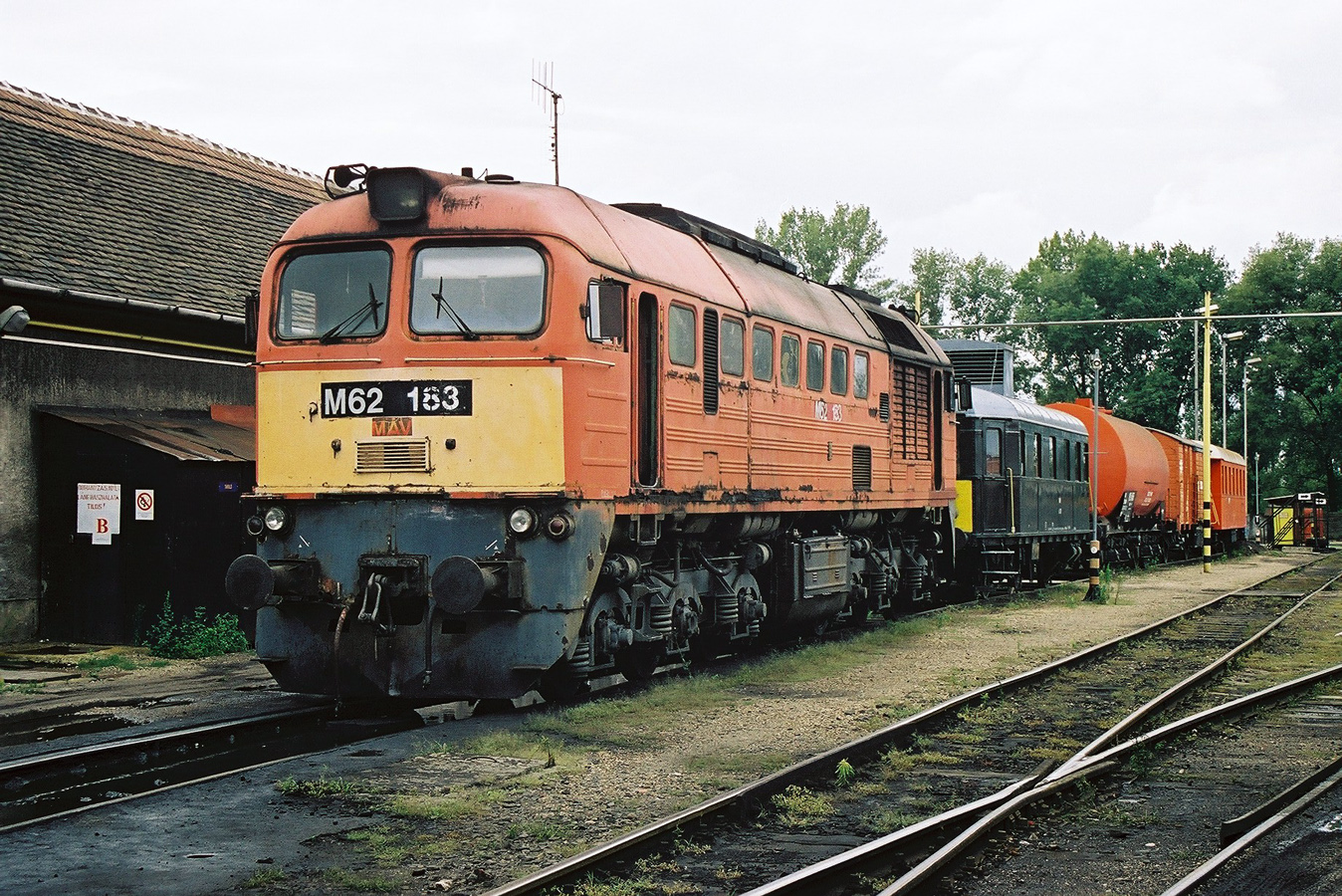 M62 183
