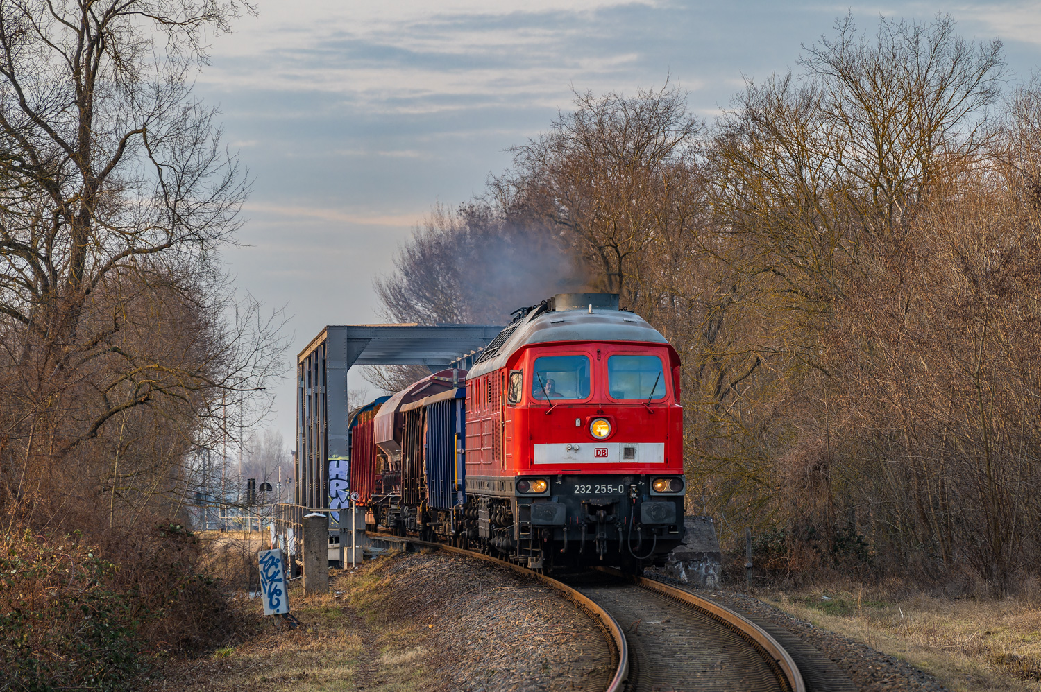 232 255-0