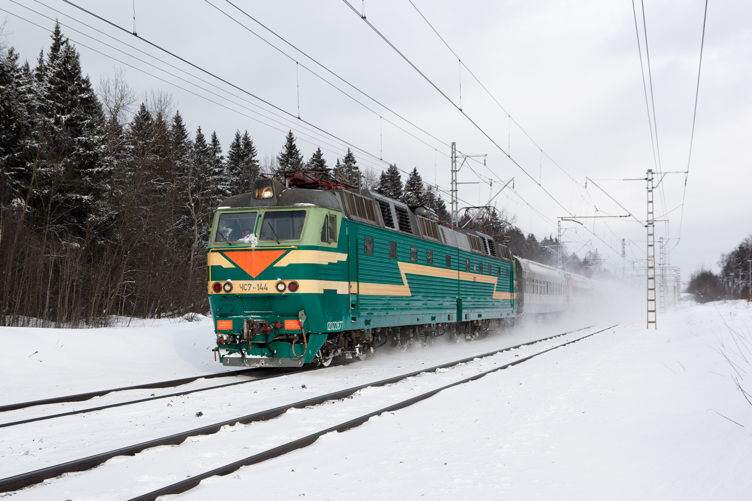 ЧС7-144