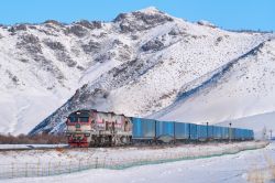 2ZAGAL-008 (Ulan-Bator railway)