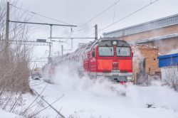 ЭП1-252 (Южно-Уральская железная дорога); 2ТЭ116У-0139 (Куйбышевская железная дорога)