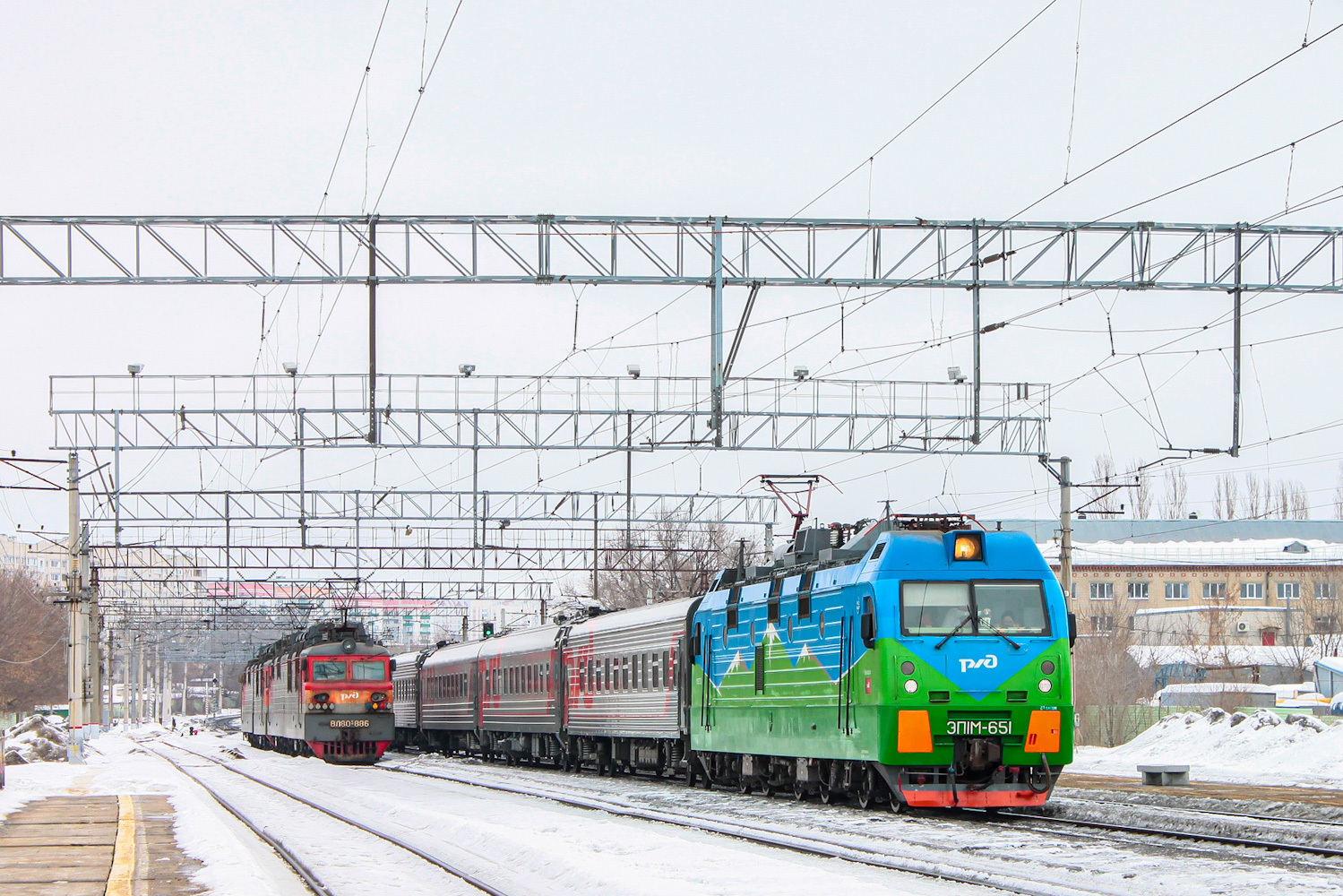 ВЛ80С-886; ЭП1М-651