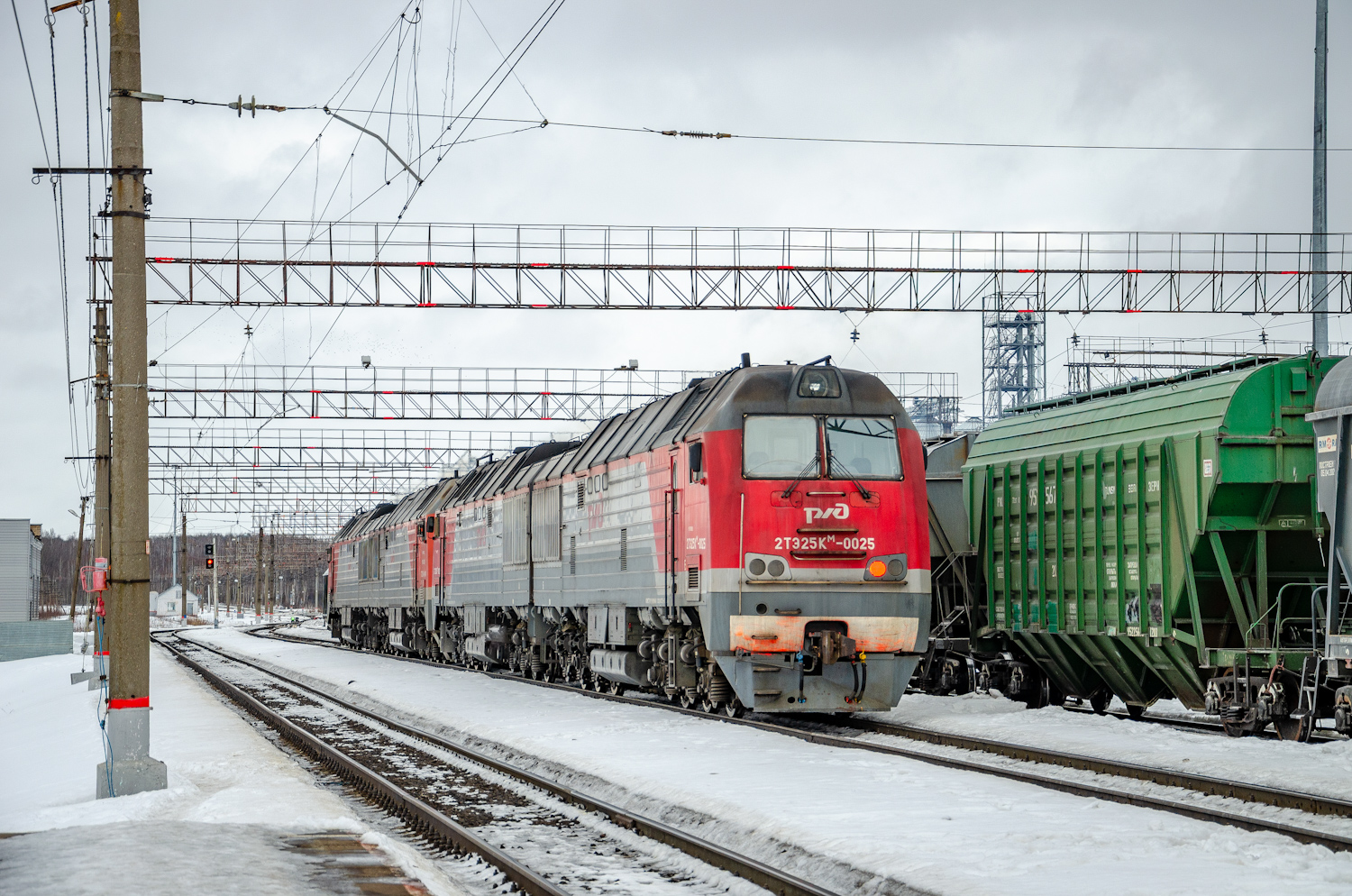 2ТЭ25КМ-0025