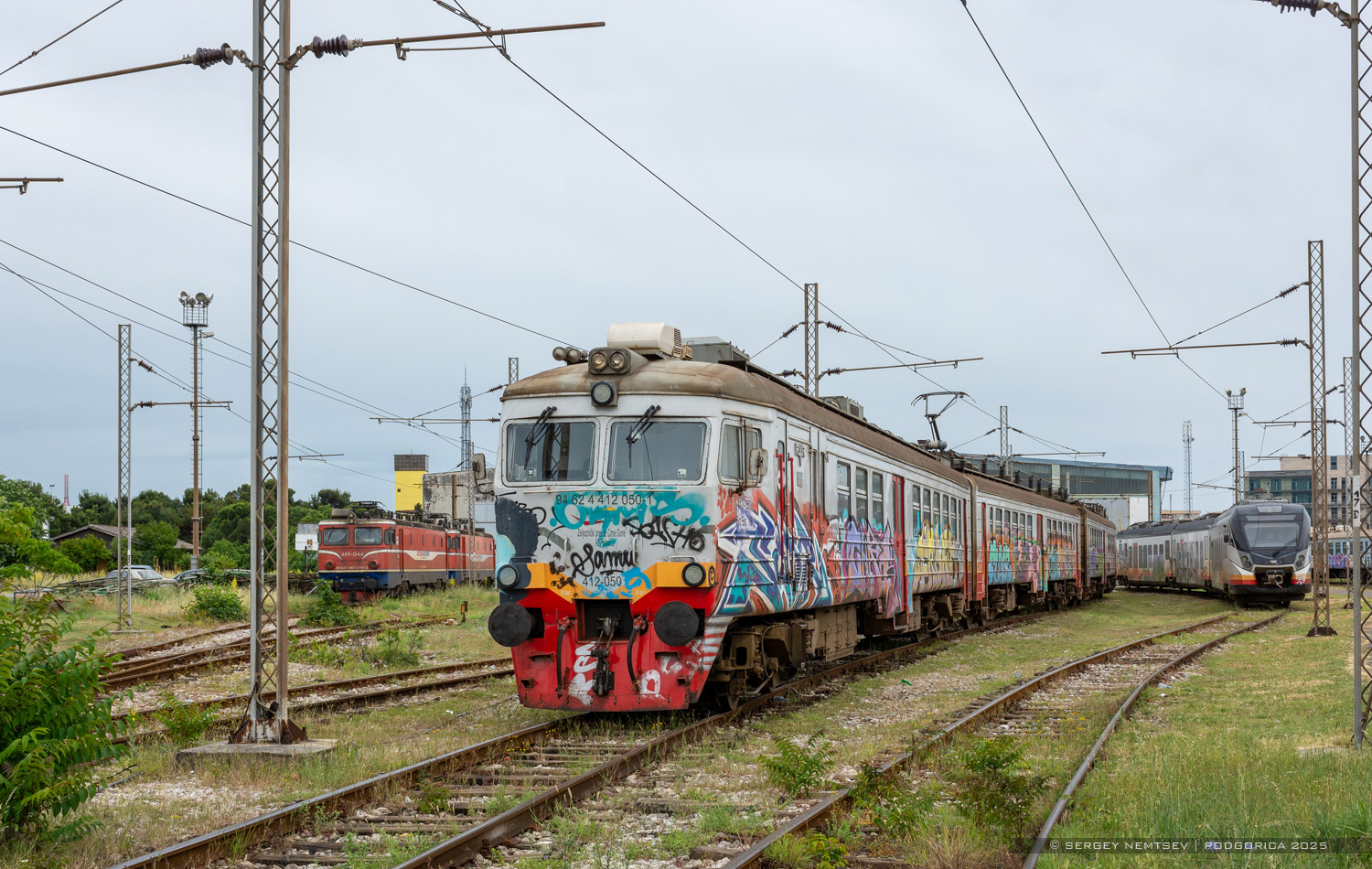 412-050