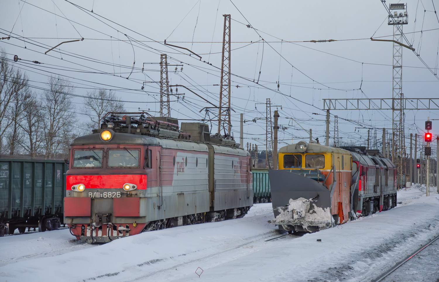 ВЛ11.8-682; СДПМ-2427