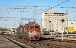 ВЛ10-898 (Novorossia Railway); ЭД4М-0004 (Novorossia Railway)