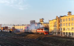 ТЭП70-0373 (October Railway)