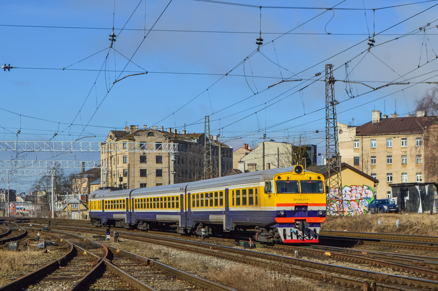 DR1AM-2541