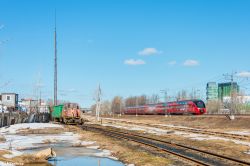 ТГМ23В48-2619 (Moscow Railway); ЭШ2-001 (Rosja, prywatni przewoźnicy)