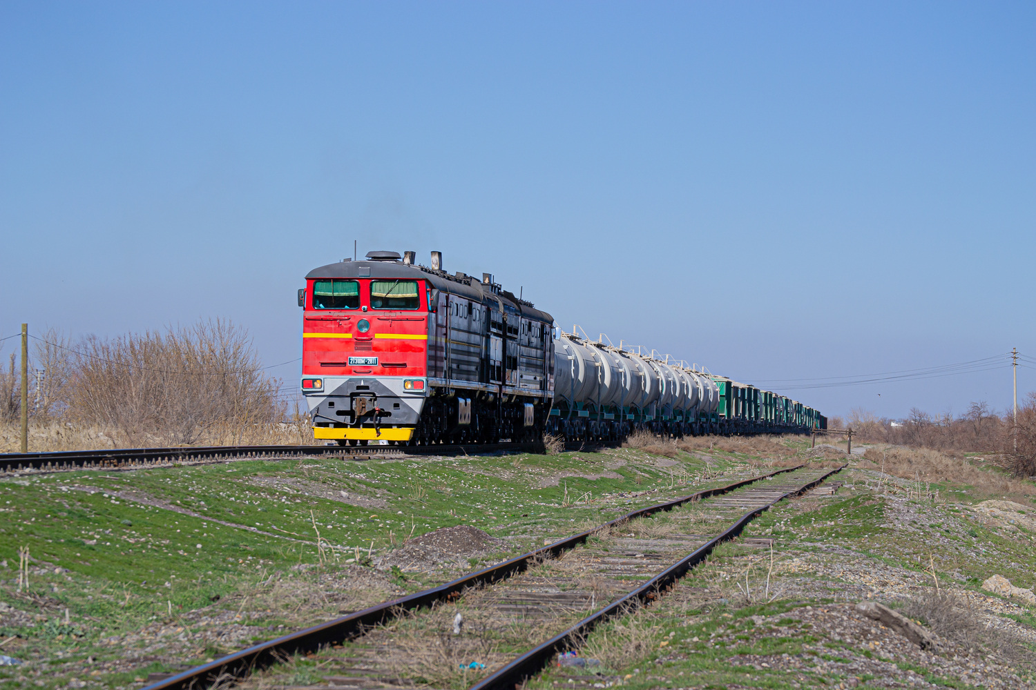 2ТЭ10М-2811
