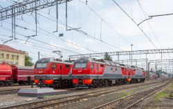 ЭП2К-147 (October Railway); ЭП2К-490 (October Railway)