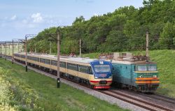 ВЛ11М-093 (Prydniprovska Railway); ЭПЛ2Т-032 (Prydniprovska Railway)