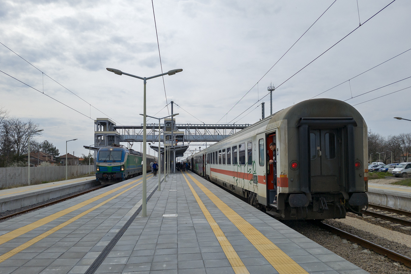 Болгарские государственные железные дороги &mdash; Станции и перегоны / Гари