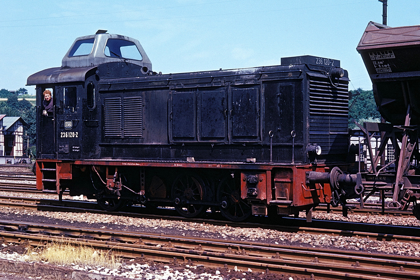236 120-2