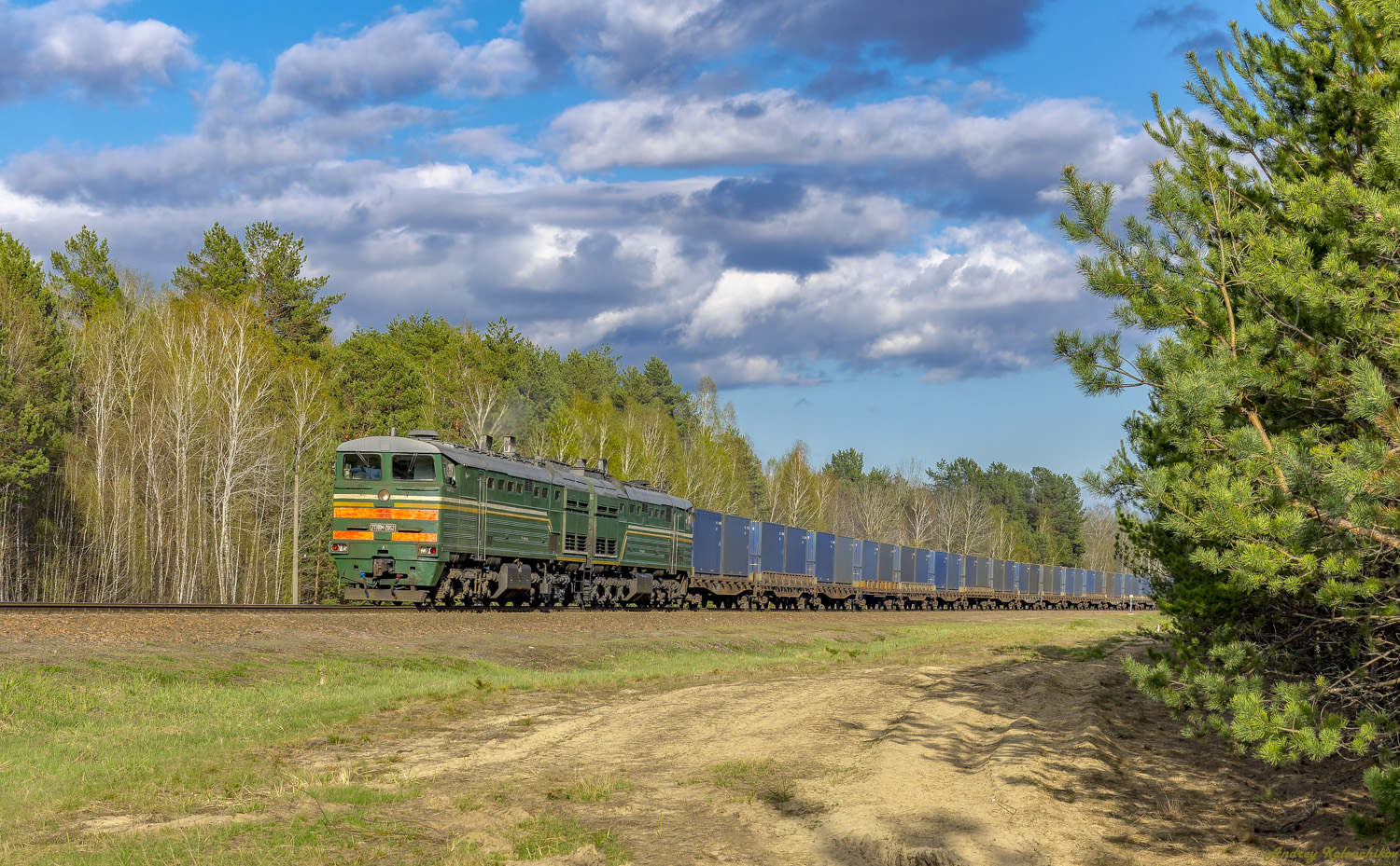 2ТЭ10М-2852