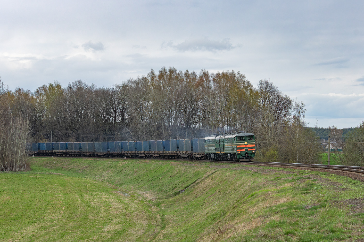 2ТЭ10М-2852