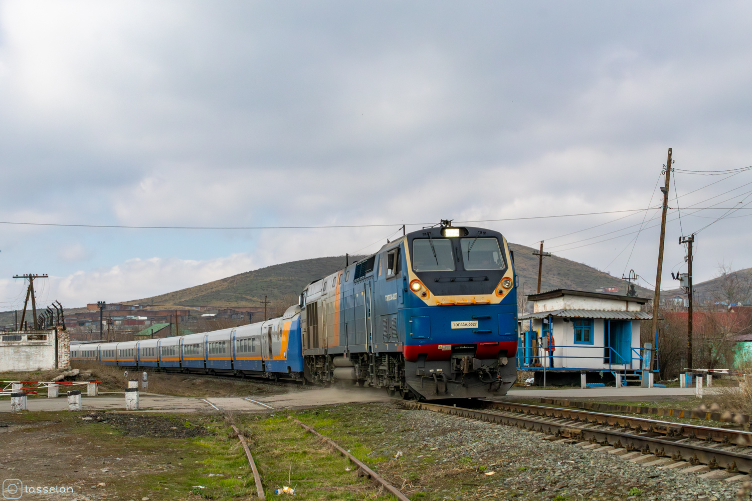 ТЭП33А-0027