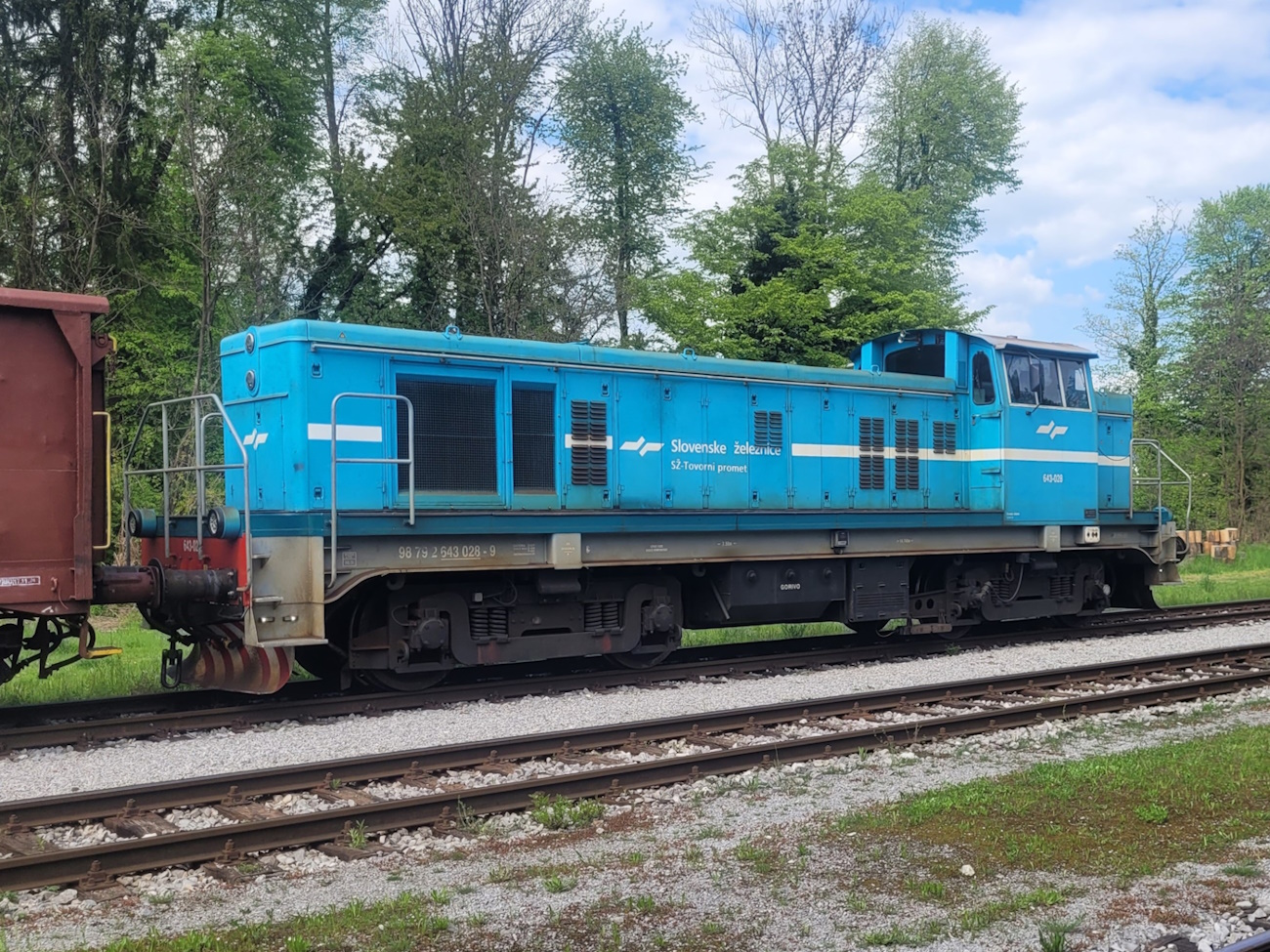 643-028