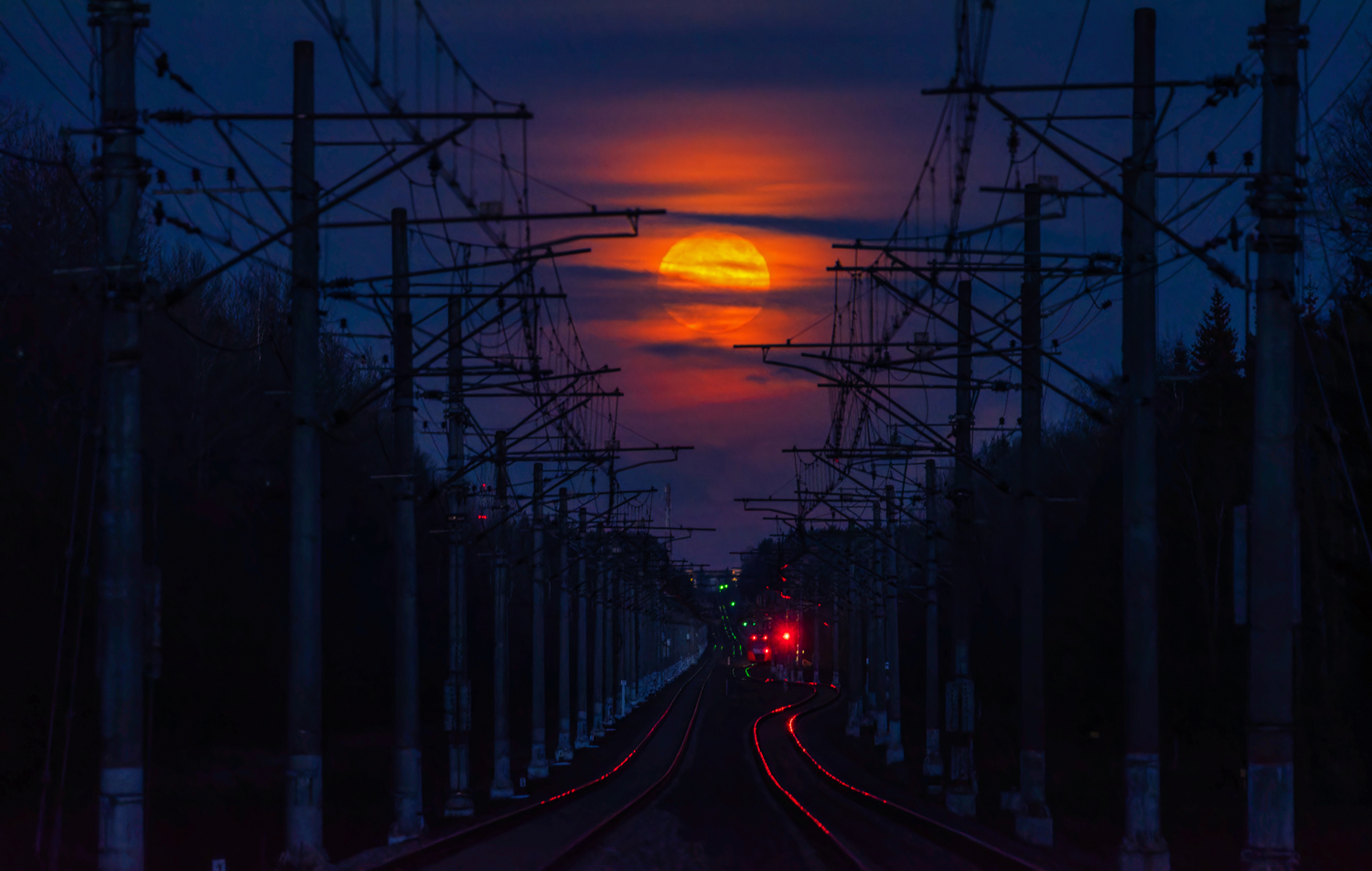 October Railway &mdash; Stations & ways