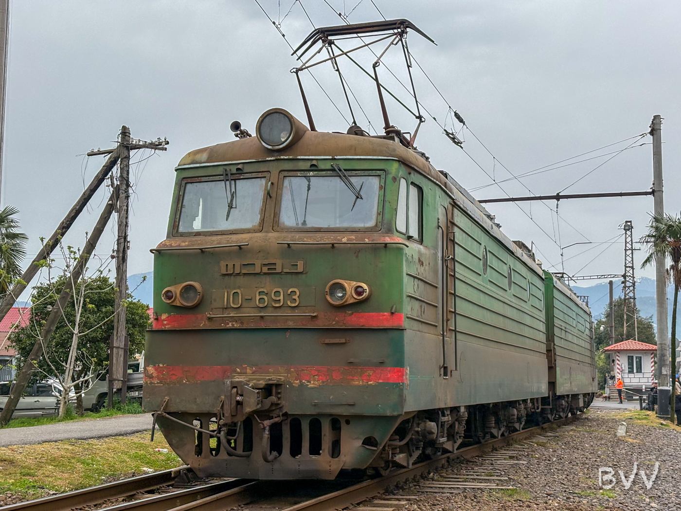 ВЛ10У-693
