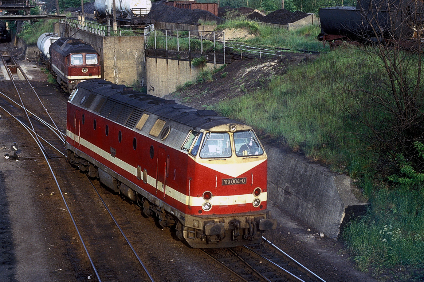 119 004-0