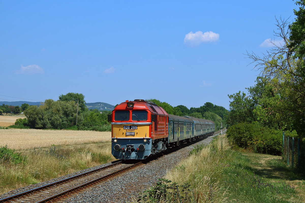 M62 265