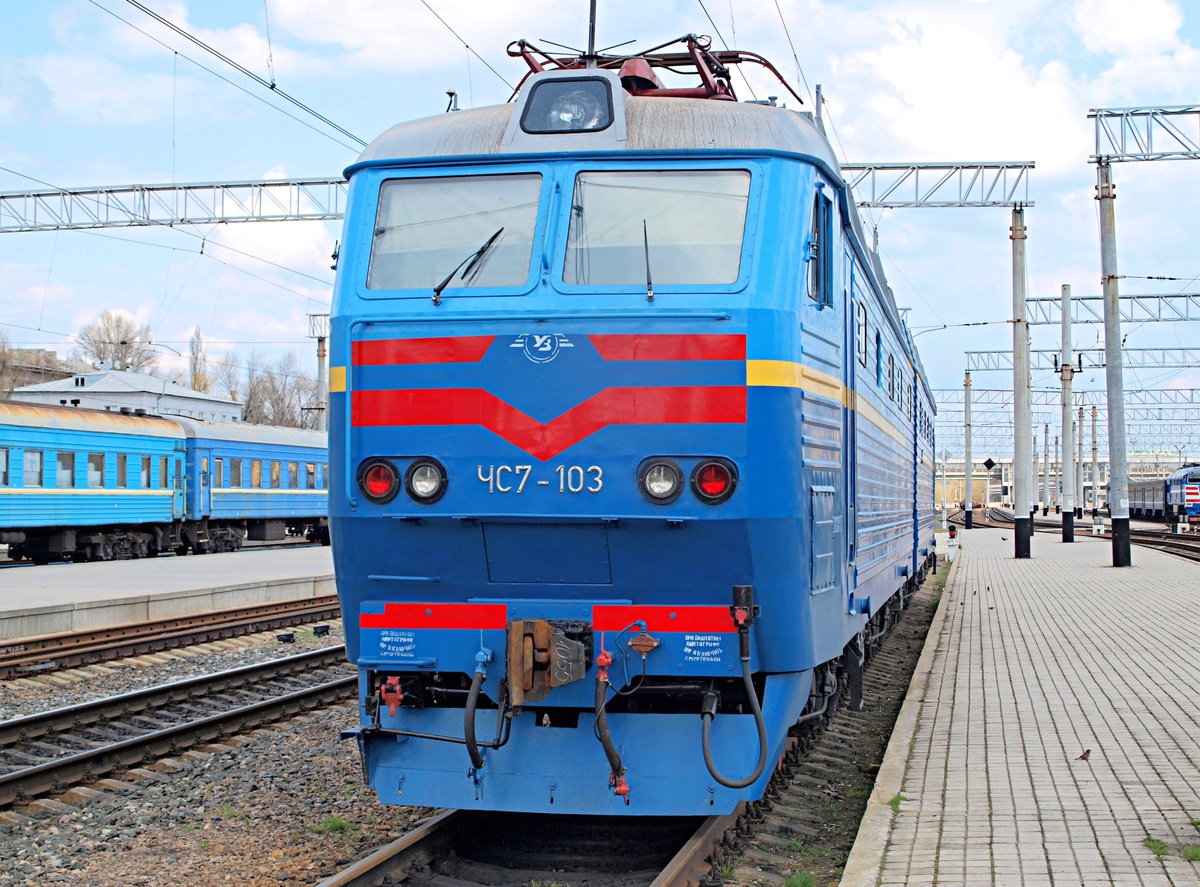 ЧС7-103