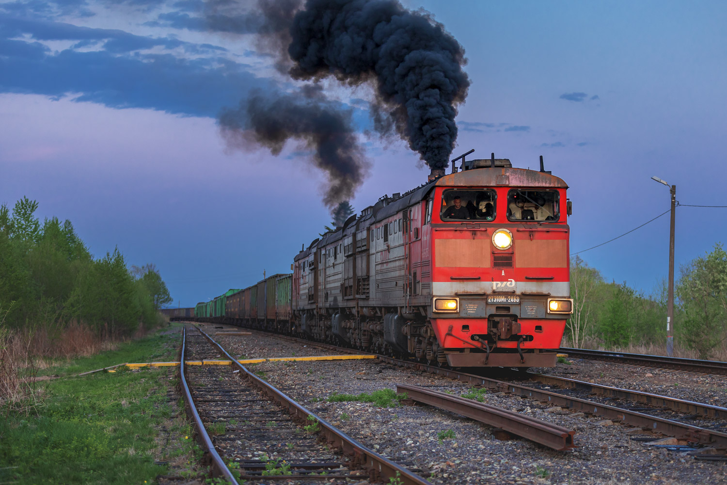 2ТЭ10МК-2463