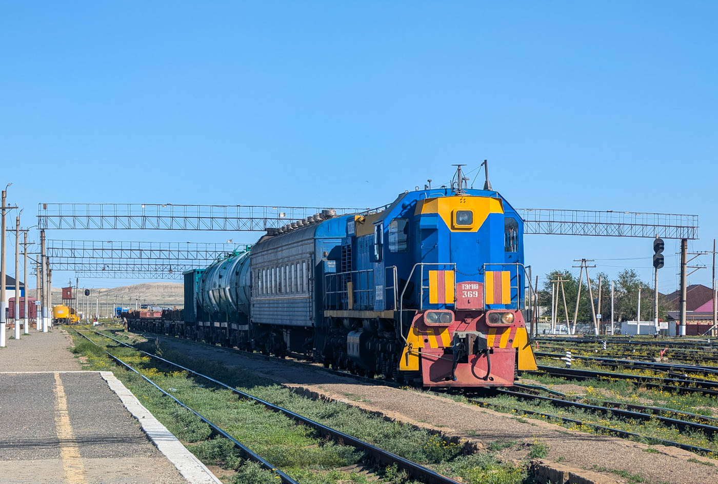ТЭМ18-369