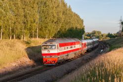 889 КБ
