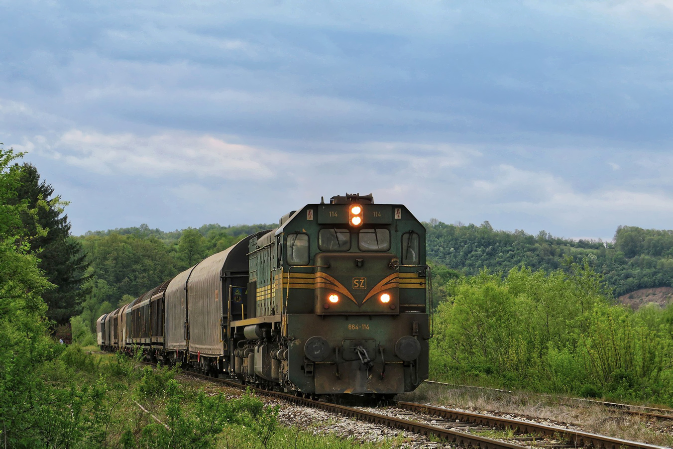 664-114