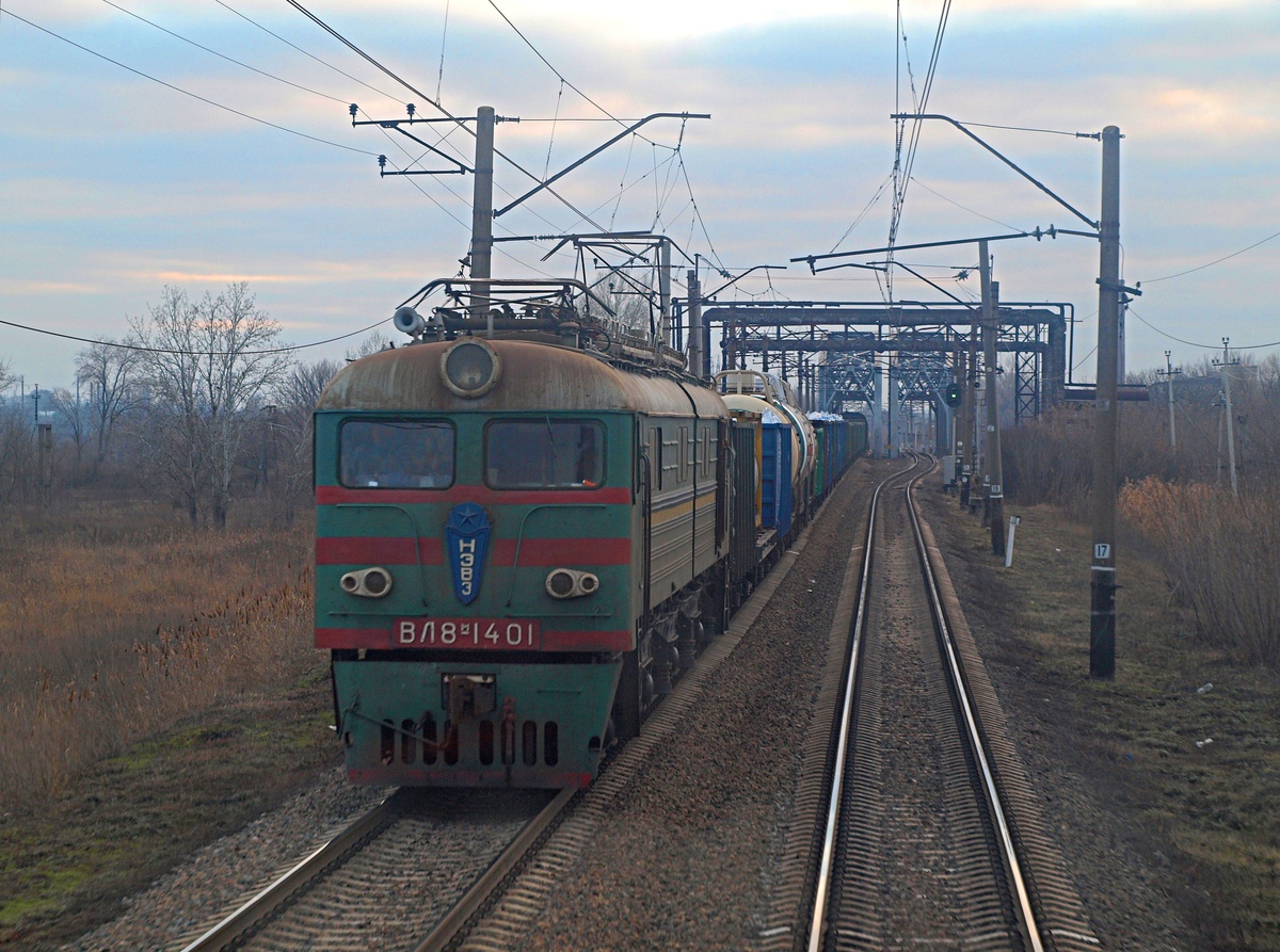 ВЛ8М-1401