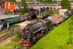 796 КБ