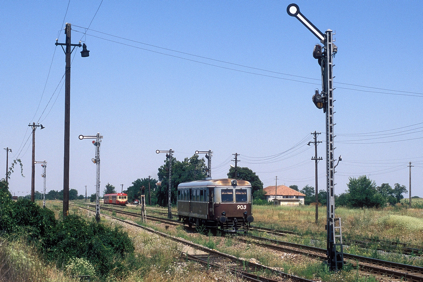 77 0903