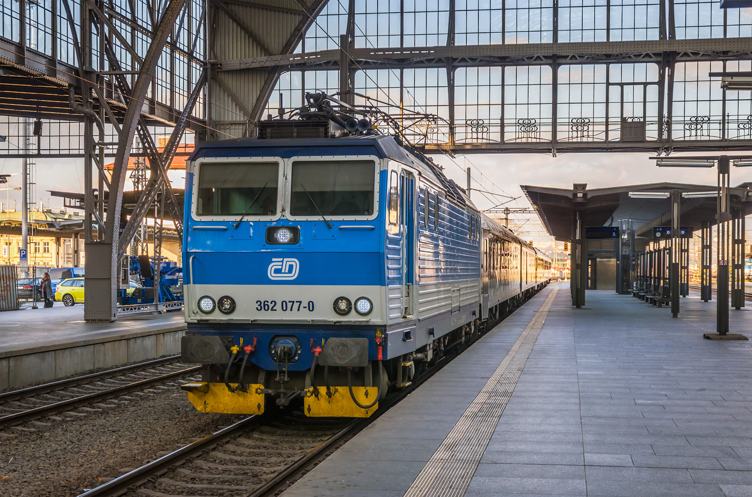 362 077-0