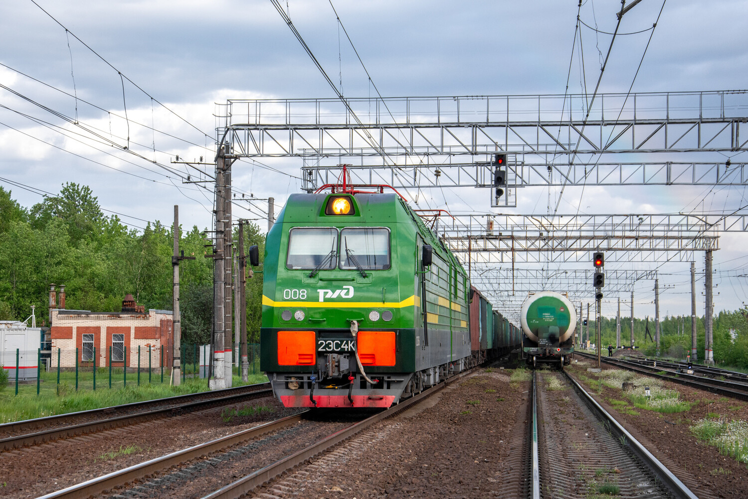 2ЭС4К-008