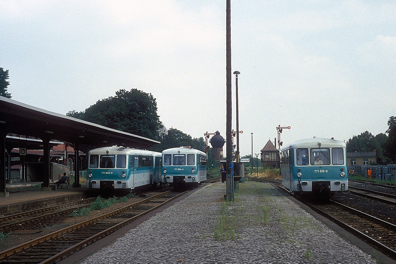 771 046-0; 771 054-4; 771 010-6