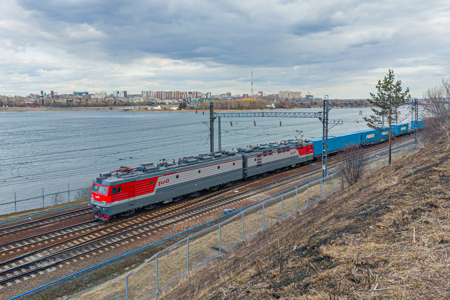 ВЛ85-218