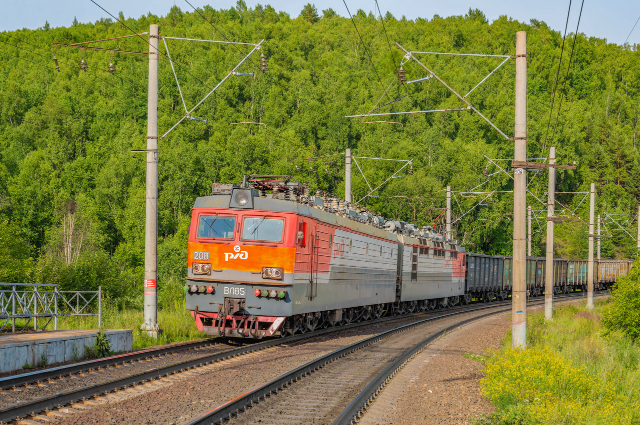 ВЛ85-208
