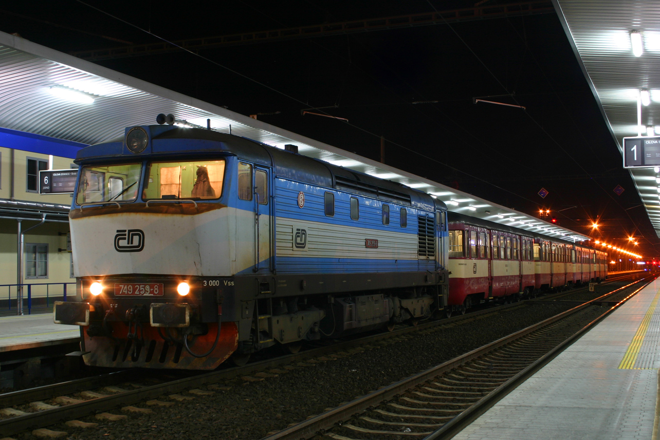 749 259-8