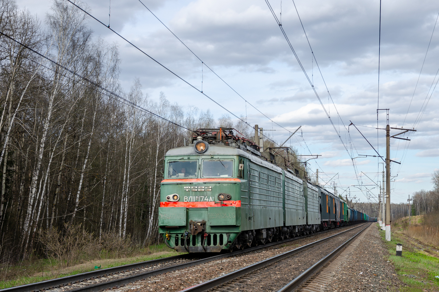 ВЛ11М-174