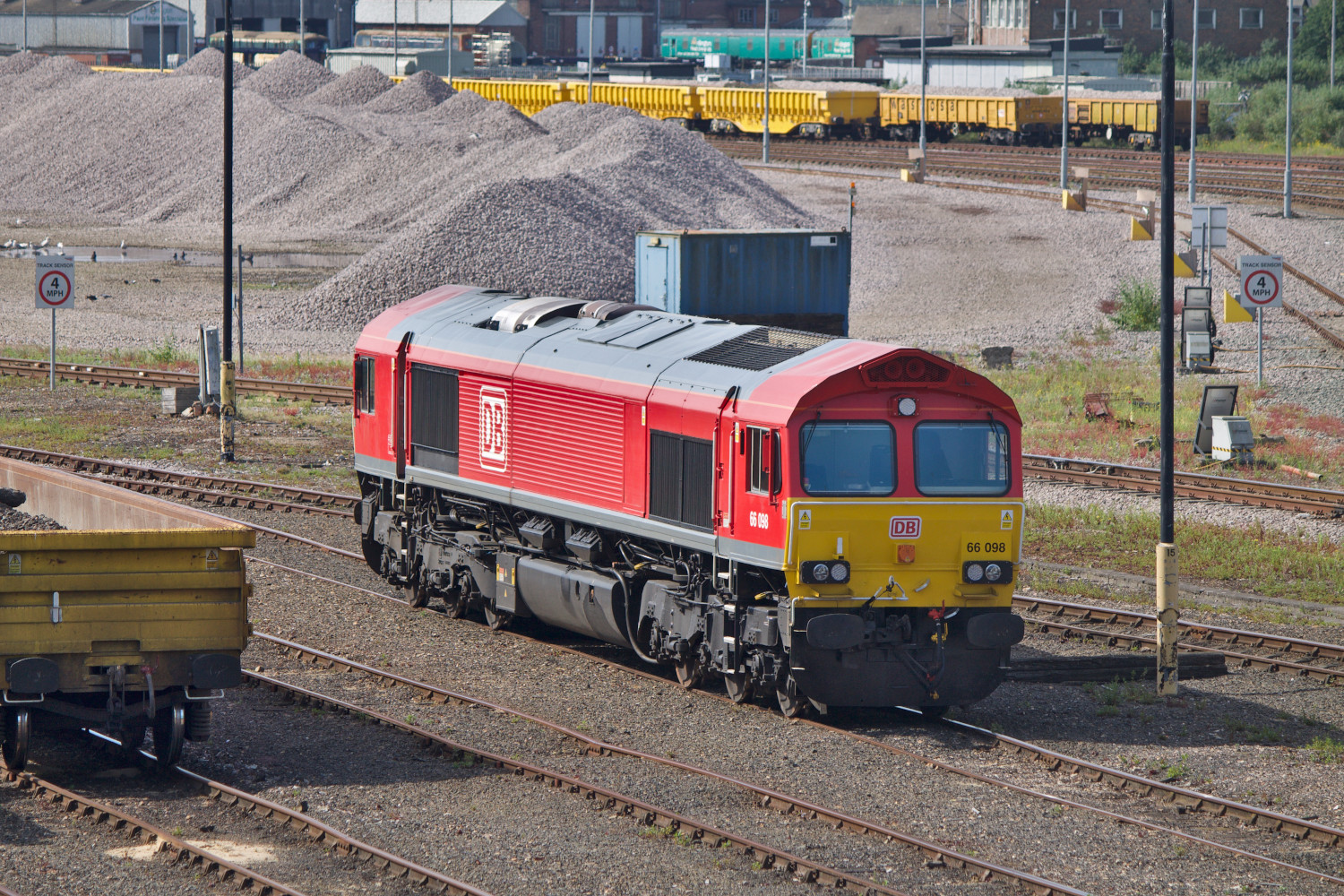 66098