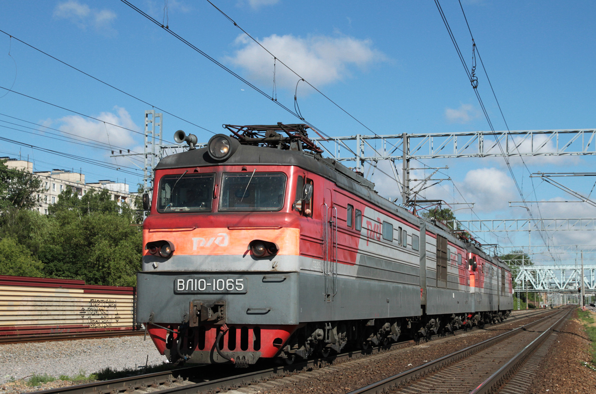 ВЛ10-1065