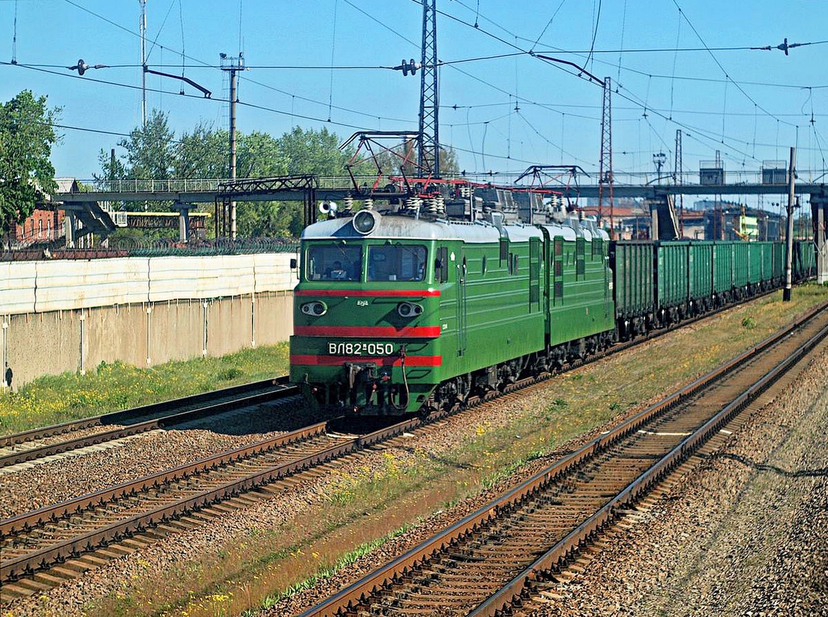 ВЛ82М-050
