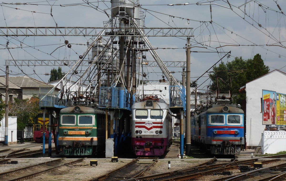 ЧС2-086; ЧС7-299; ЧС2-431