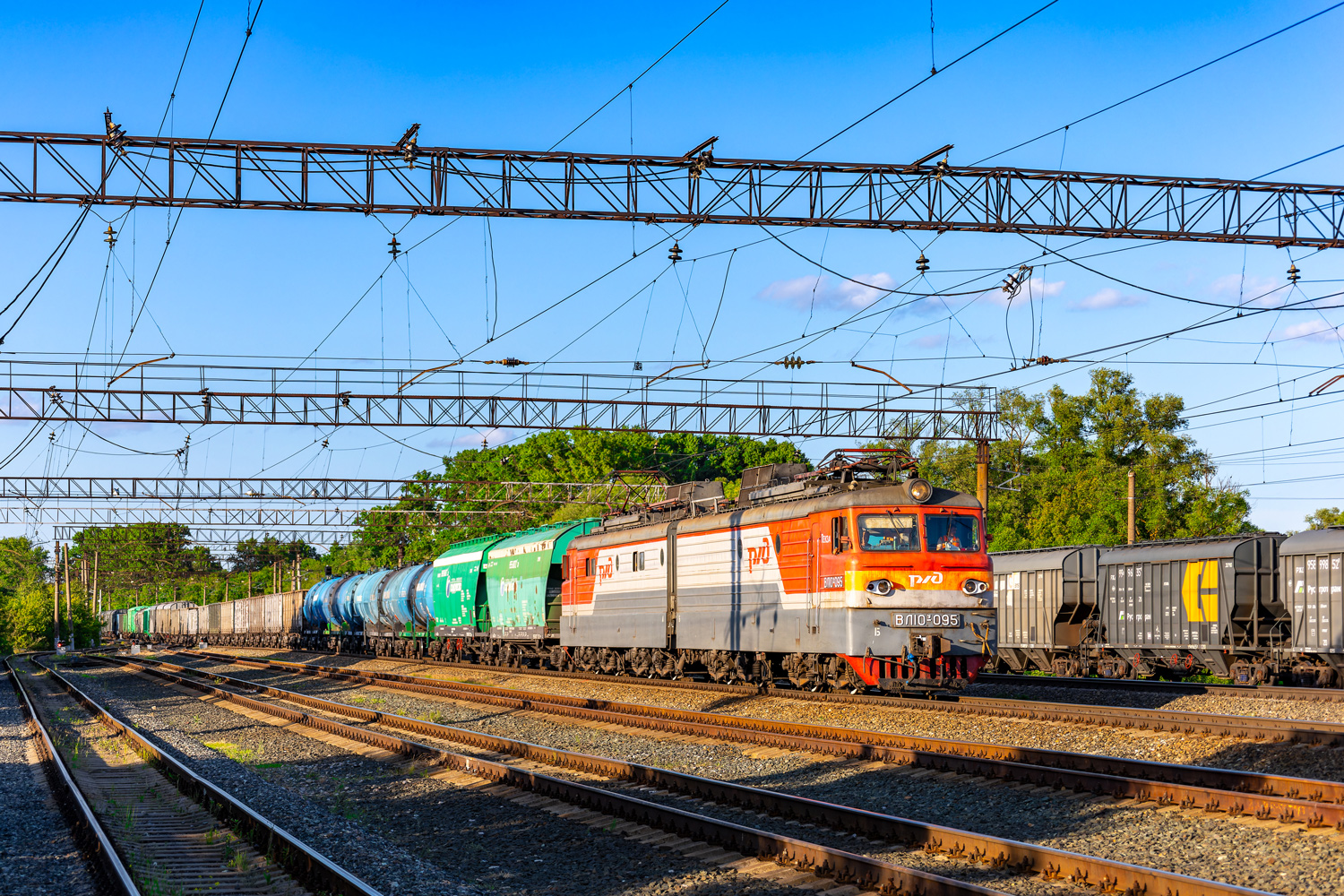 ВЛ10У-095