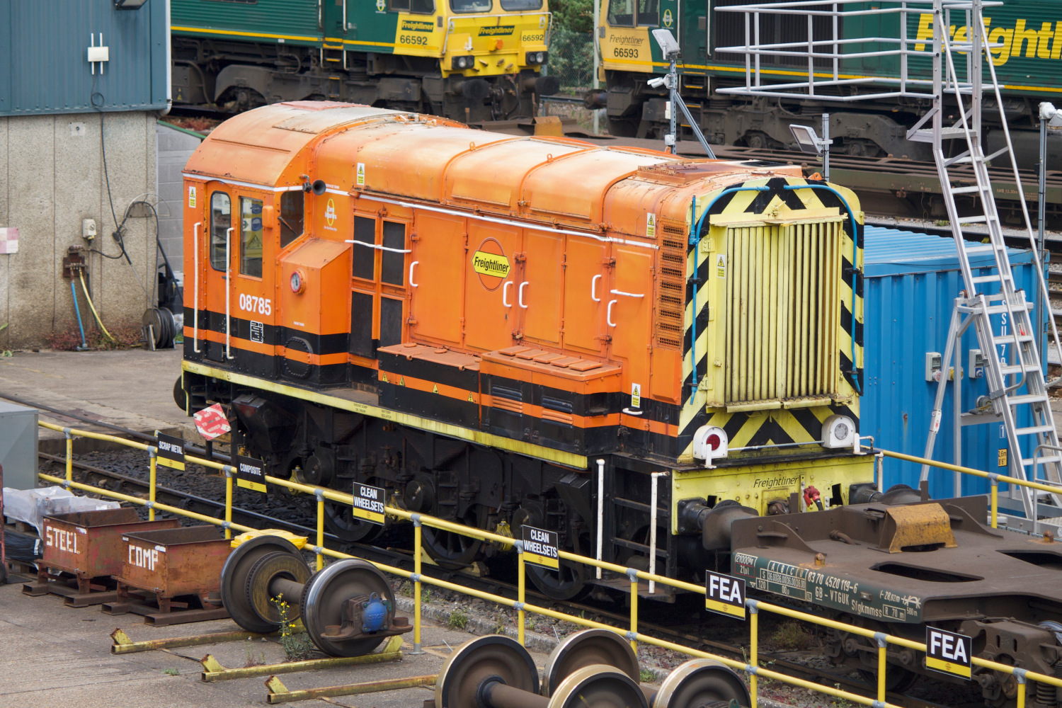 08785