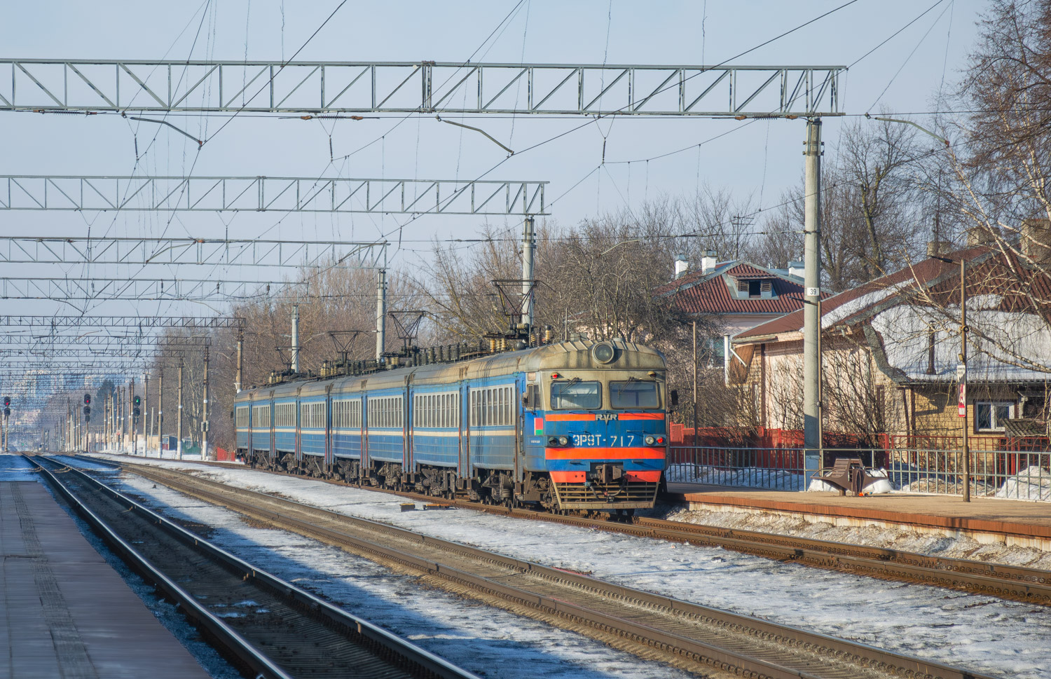 ЭР9Т-717